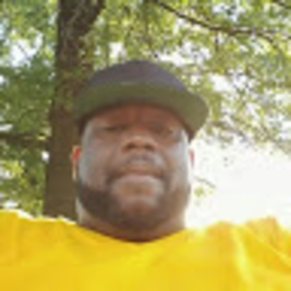 Meet your Posher, Eric - Picture 1 of 1